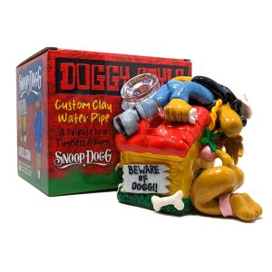 Snoop Dogg - Dogg Ibs - Doggystyle Dogg House Clay Water Pipe – with 14M Banger